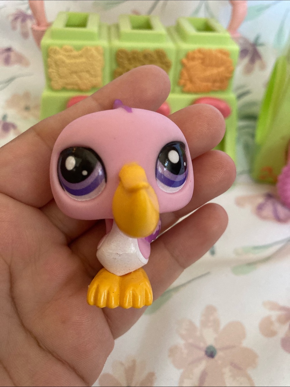 Littlest Pet Shop Lot With 2 Pets And Accessories - Picture 4 of 9